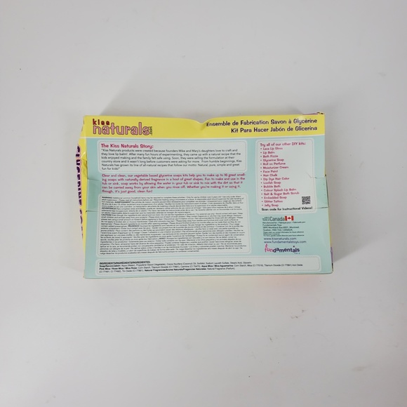 Kiss Naturals DIY Lip Balm  and Glycerine Soap Making Kit Kids DIY Crafts NEW - Picture 3 of 9